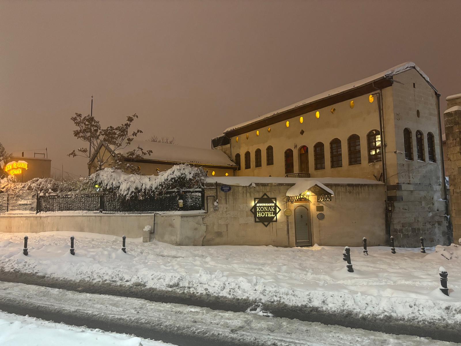 Aynur Hanım Konağı - Kış Gecesi